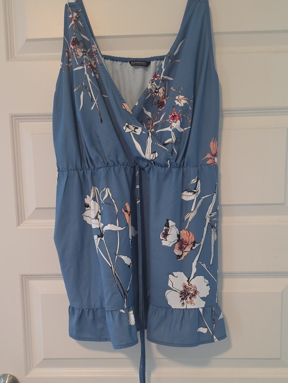 Blue Floral V-Neck Sleeveless Blouse